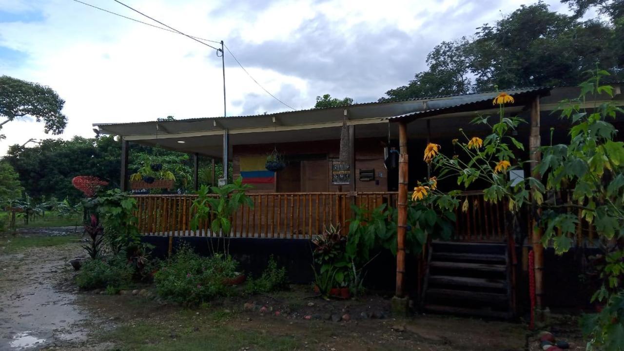 Hostal Cano Nevera La Macarena Exterior foto