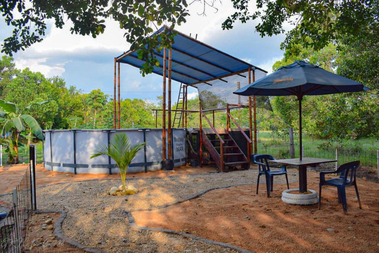 Hostal Cano Nevera La Macarena Exterior foto