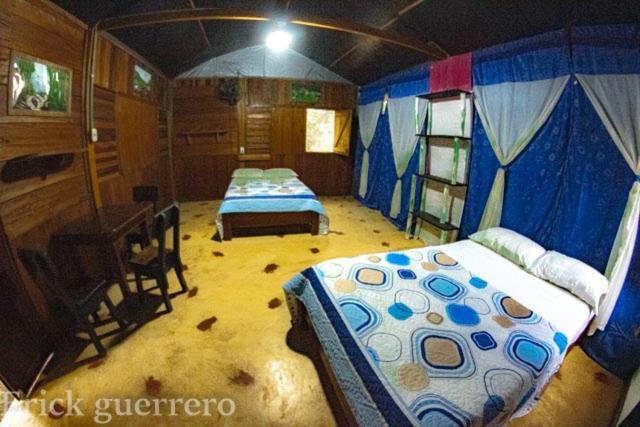 Hostal Cano Nevera La Macarena Exterior foto